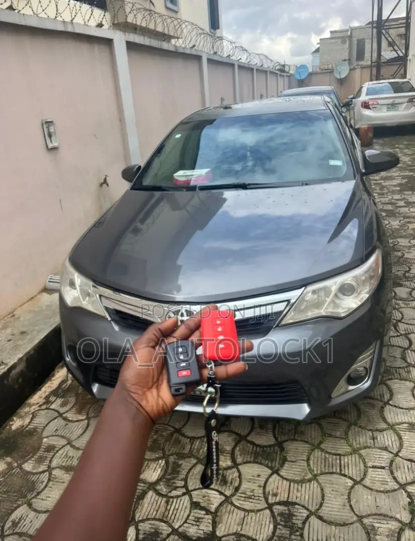 Ola_Auto Locksmith Security Services: Car Key Programming Services