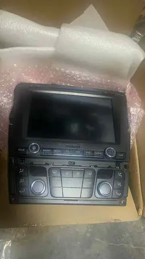 Bentley GT 2014 Radio