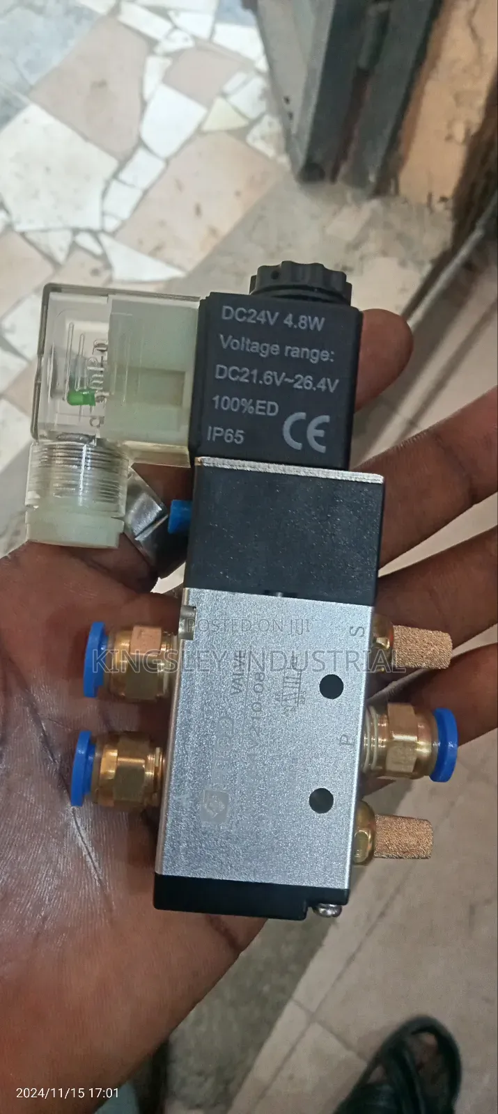 Solenoid Valve 4v210-08 24v