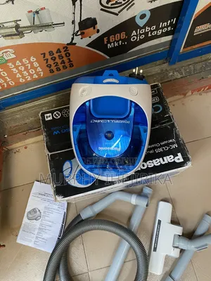 Photo - Panasonic Bagless Vacuum Cleaner With Blowing Function