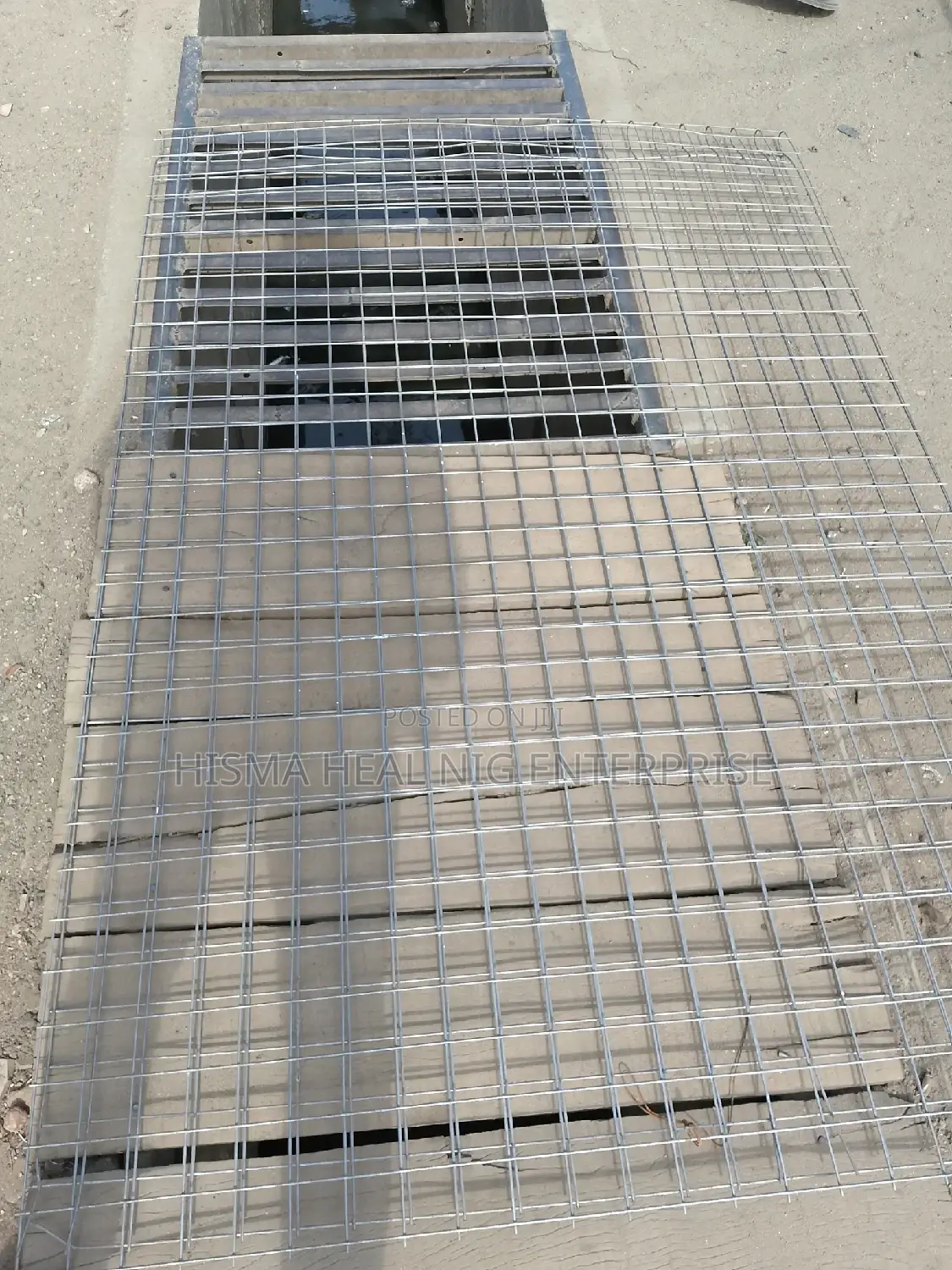 Galvanized Mesh Wire 2"*2" by 3mm Thickness