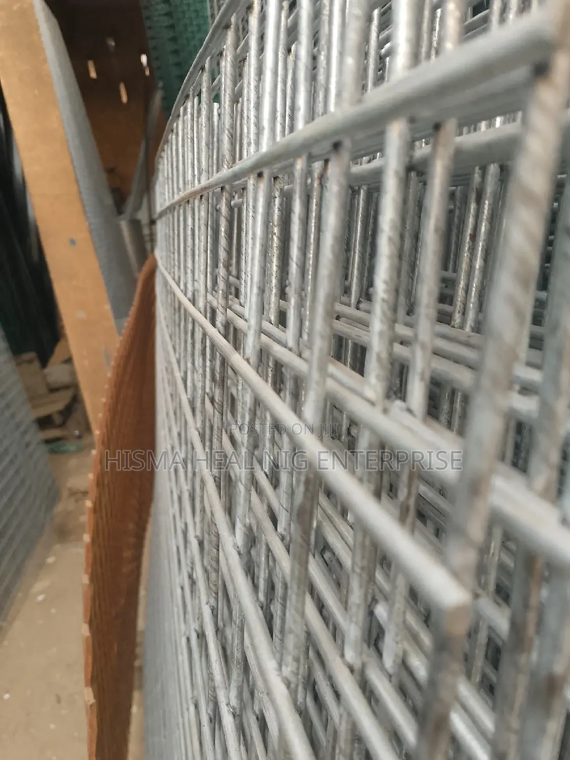 Galvanized Mesh Wire 2"*2" by 4mm Thickness