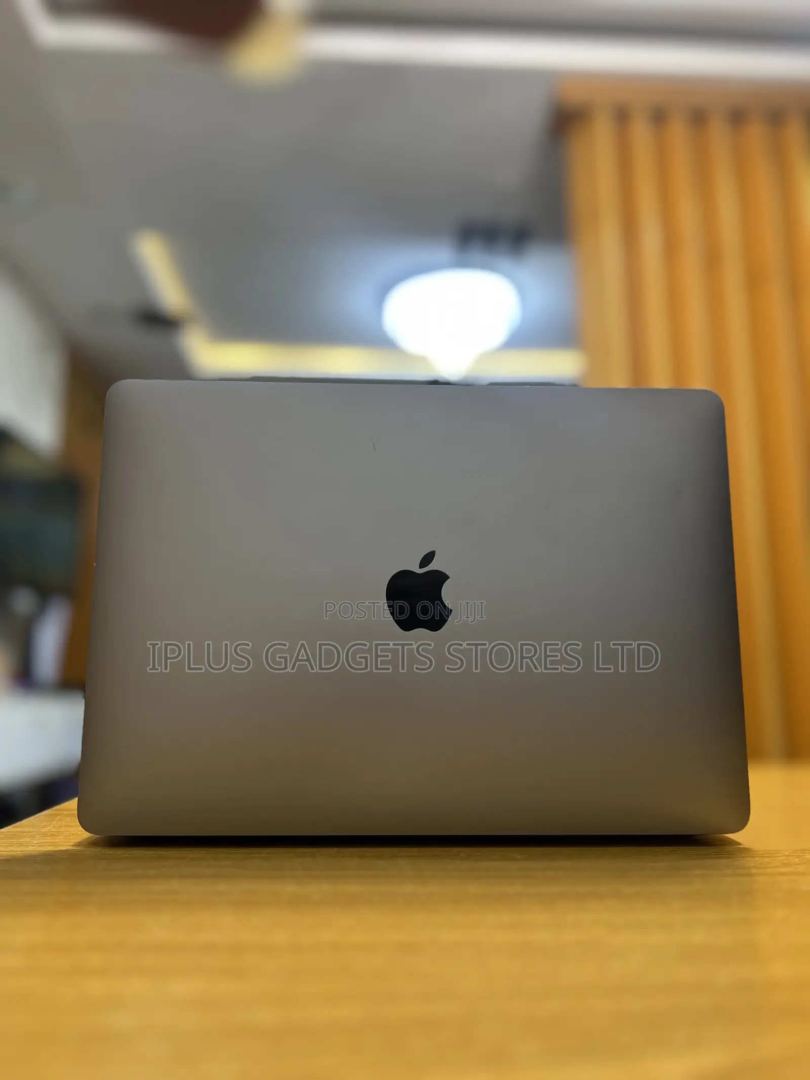 Laptop Apple MacBook Pro 2020 16GB Intel Core I5 SSD 512GB