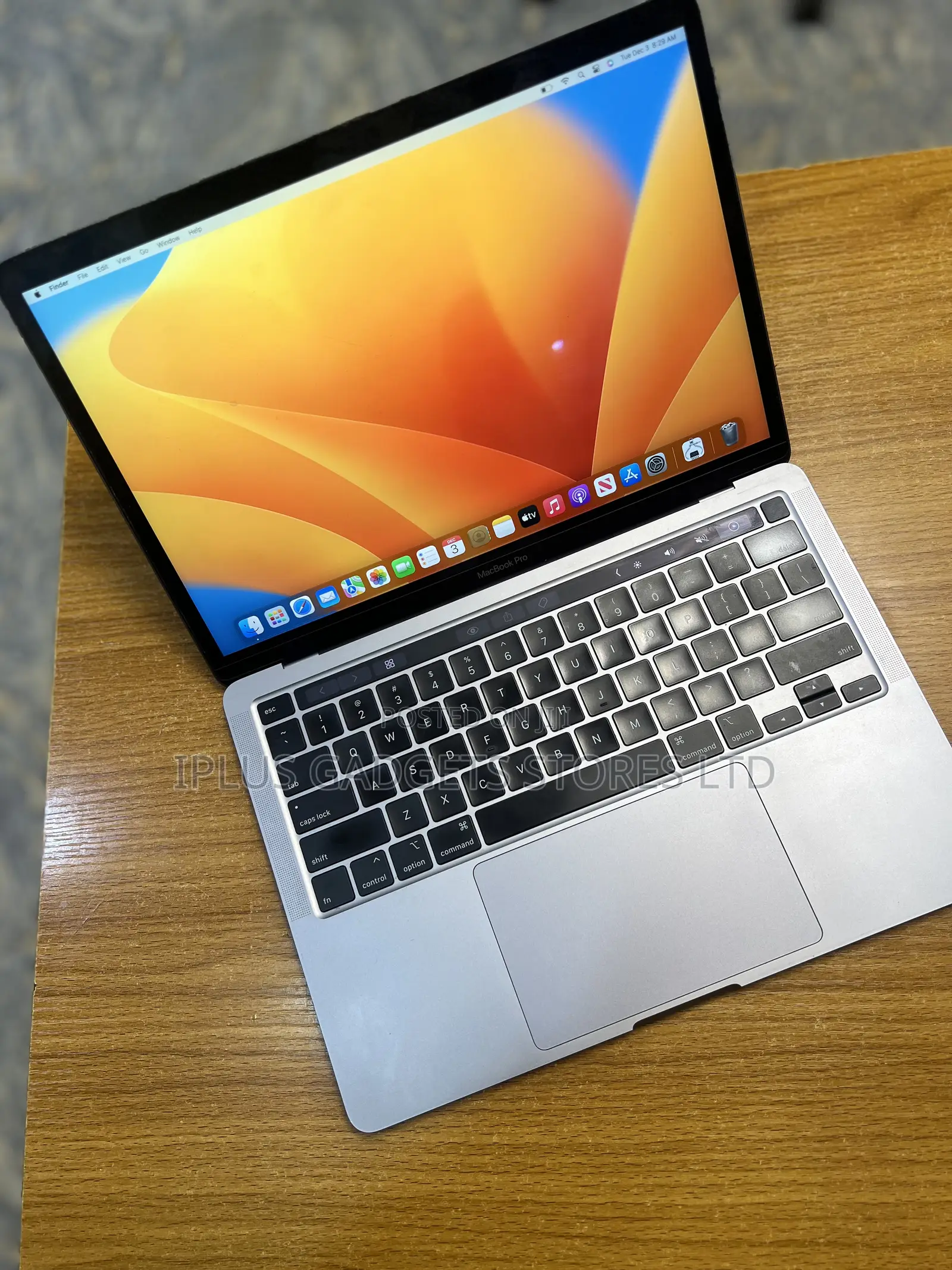 Laptop Apple MacBook Pro 2020 16GB Intel Core I5 SSD 512GB