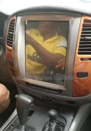 This Is Available Land Cruiser 2005 Android Screen