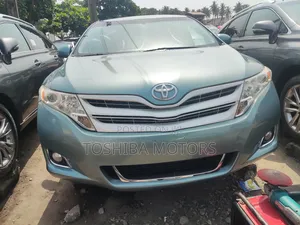 Toyota Venza AWD 2011 Green