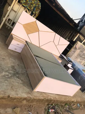 4 by 6 Simple and Matured Design