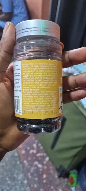 Daynee Propolis Soft Chewable Capsule
