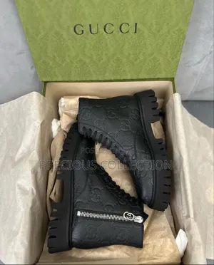 Unisex Gucci Leather Ankle Zip Shoe