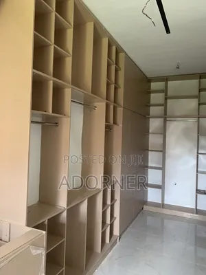 Walk in Closet