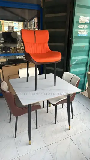4 Seaters Dining Set