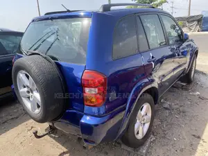 Toyota RAV4 Automatic 2003 Blue
