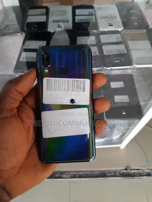 Samsung Galaxy A40 64 GB Blue