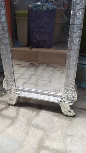 Royal Standing Mirror