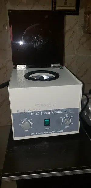 Laboratory Centrifuge Machine(8 Bucket)