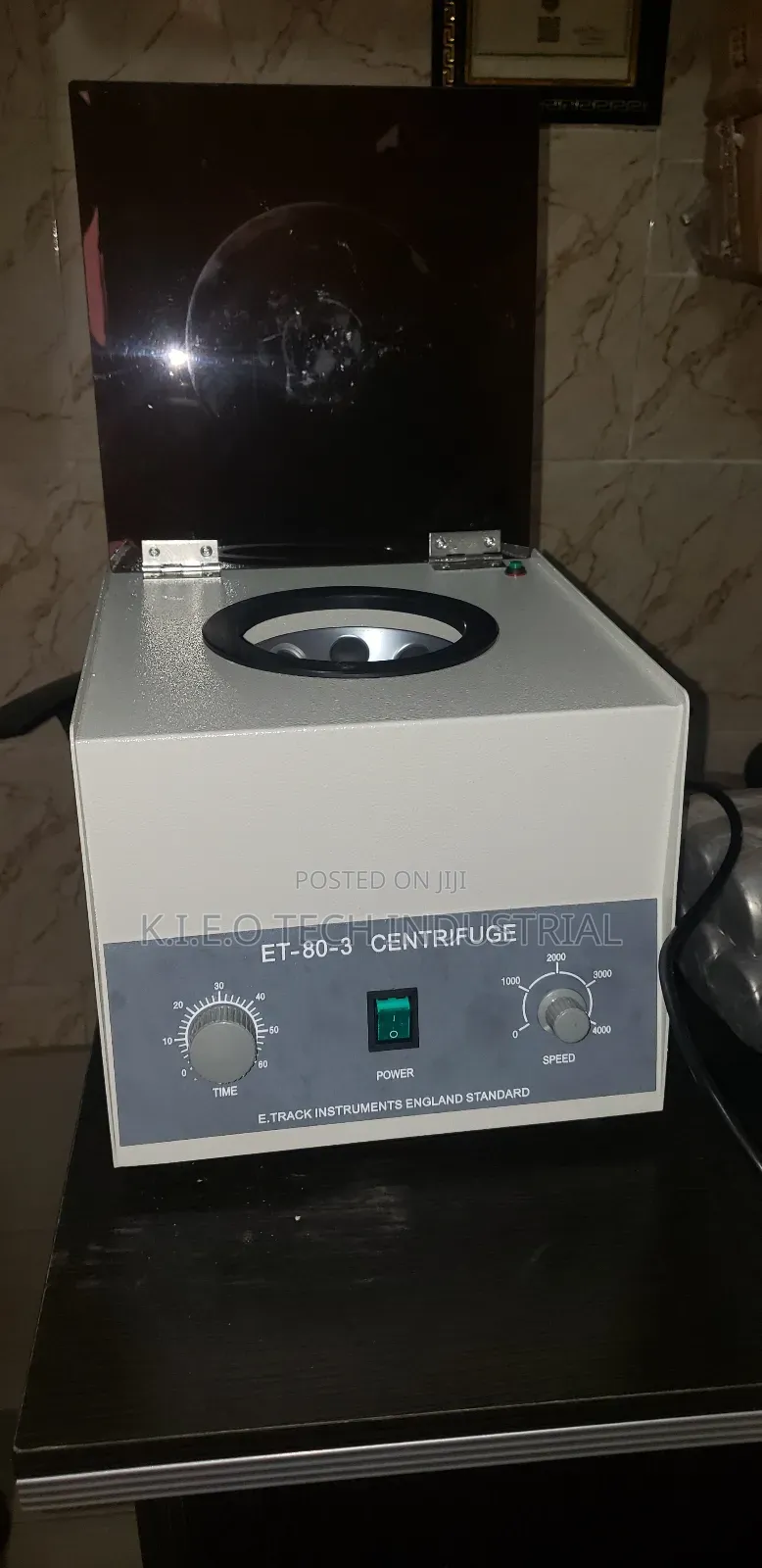Laboratory Centrifuge Machine(8 Bucket)