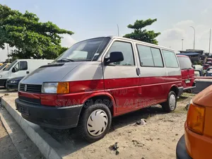 Photo - Volkswagen Transporter 2002 Grey