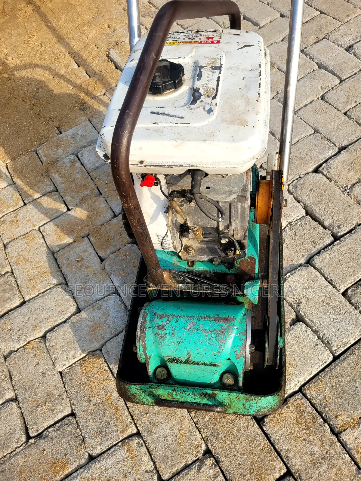 Plate Compacting Machine and Jack Hammer for Rental