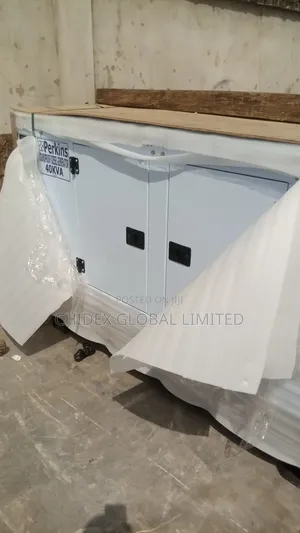 Photo - 40kva Perkins Soundproof Diesel Generator 100% Copper Coil