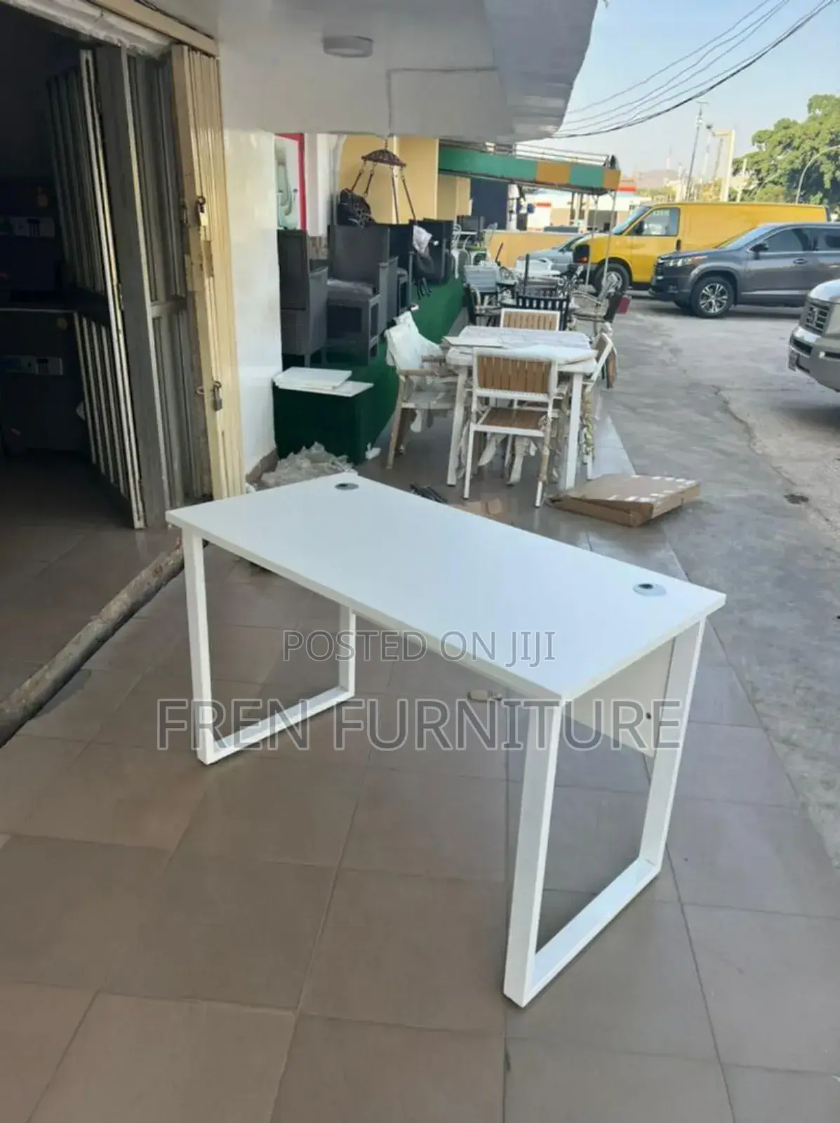 Imported Luxury Comfortable Office Table