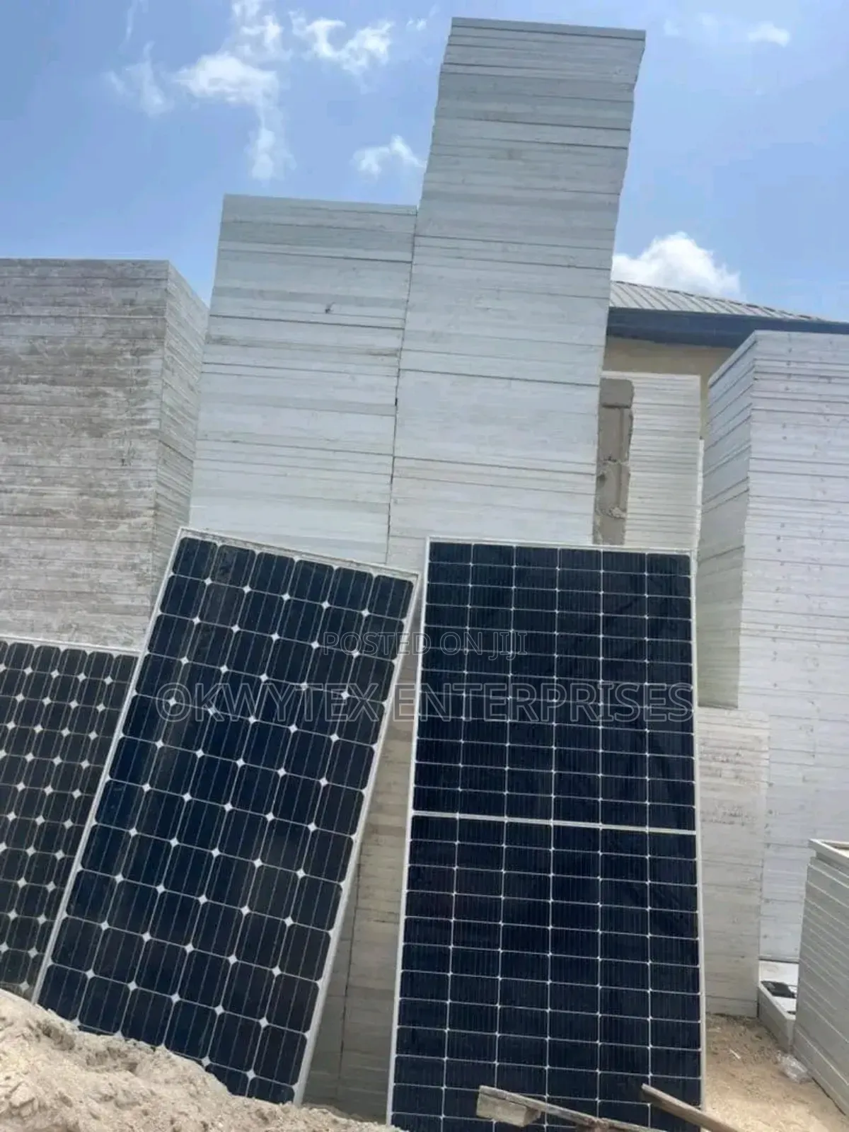 600watts Canadian Mono Solar Panel 25year Life Span