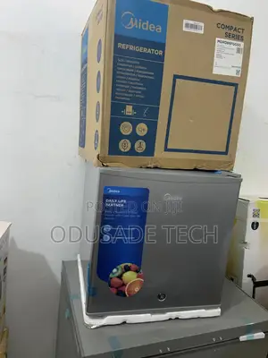 Roomy Midea Bedside Refrigerator 45 L Mdrd86fgg50