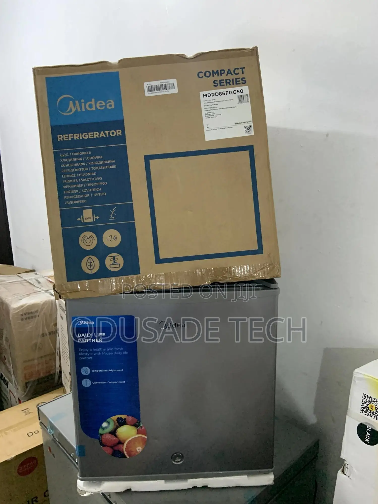 Pure Fridge Midea Bedside Refrigerator 45 L Mdrd86fgg50