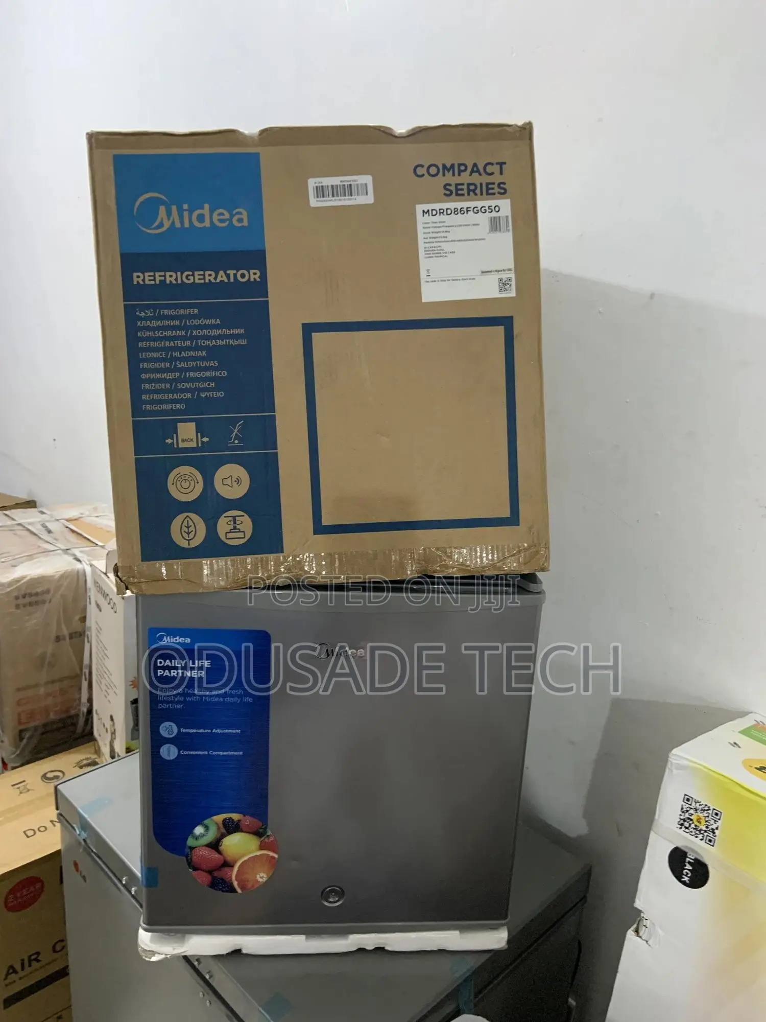 Quick Chill Midea Bedside Refrigerator 45 L Mdrd86fgg50