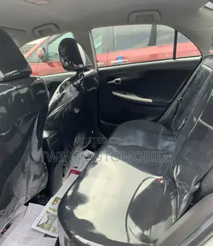 Toyota Corolla S 4dr Sedan (1.8L 4cyl 4A) 2011 Silver
