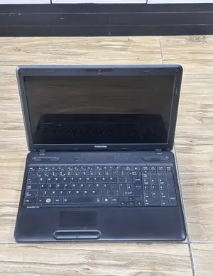 Laptop Toshiba Satellite Pro C650 4GB Intel Core I3 HDD 500GB