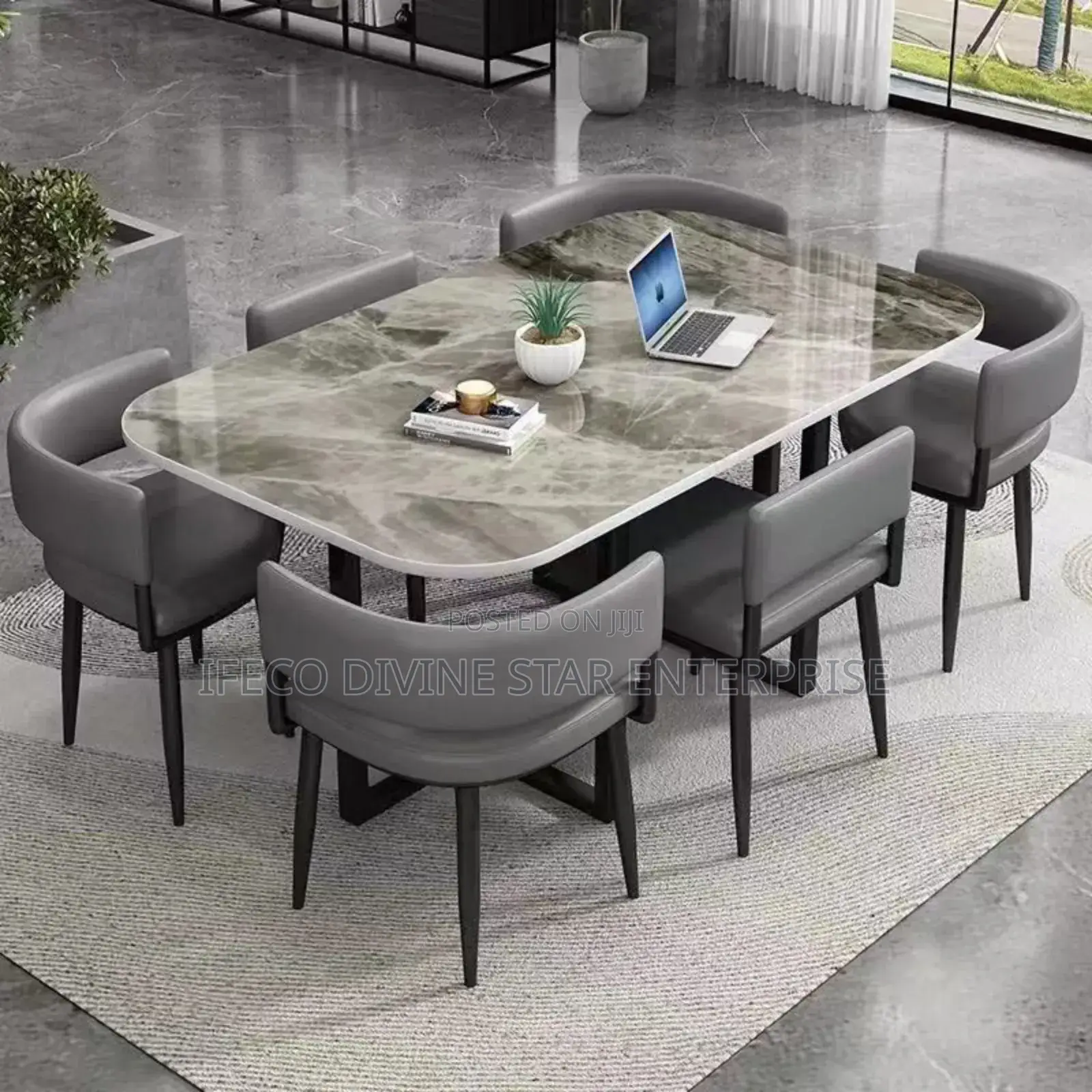 Extendable 6-Seater Dining Table for Large Families