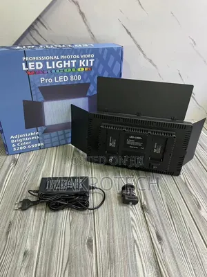 Led 800 Studio Light Super Bright With Stand