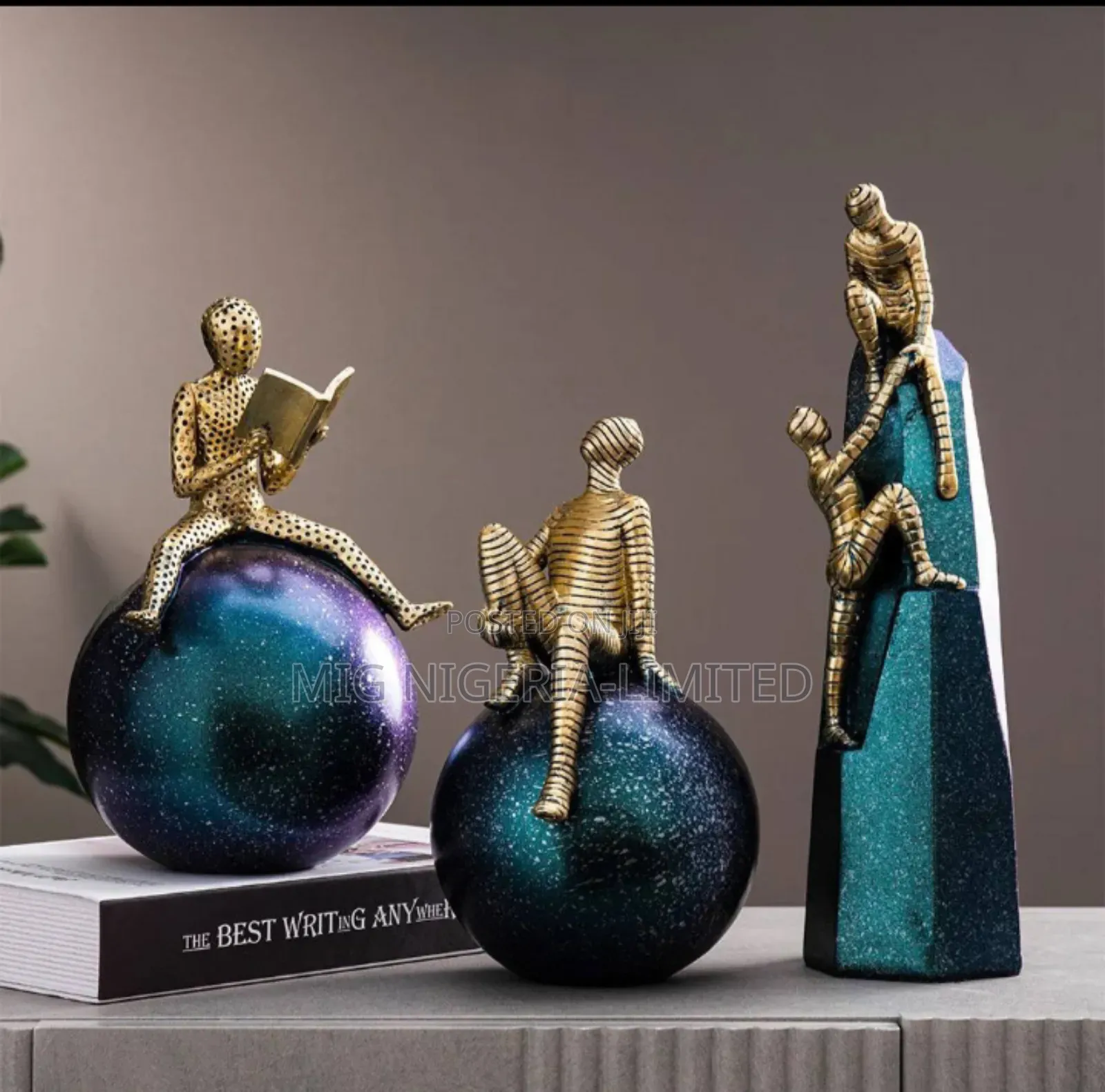 Human Climb Figurine Status Deco