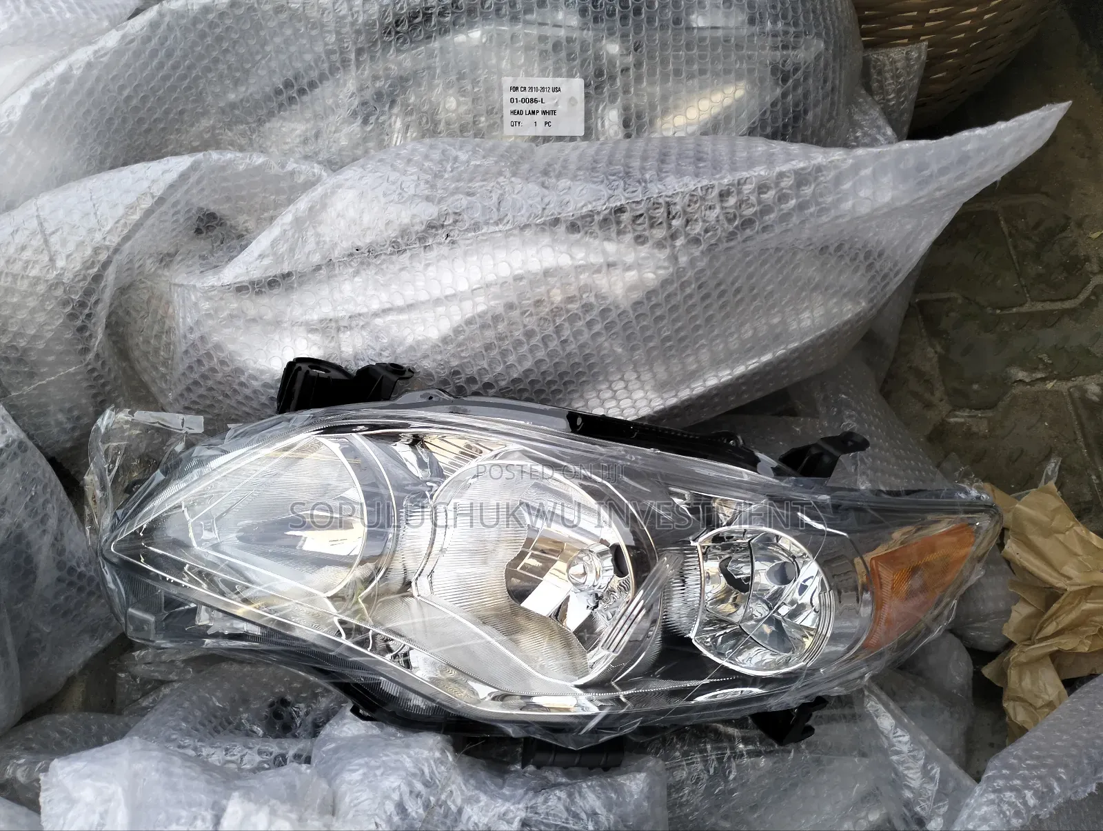 Headlight Toyota Corolla 2010
