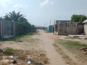 1bedroom Bungalow In Ayegbami Estate, Igbogbo For Sale