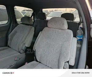 Toyota Sienna 2000 Red