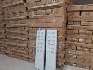 High Quality 12 Eyes. Integrated AIO Solar Street Light