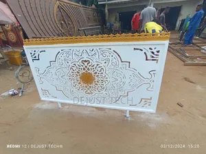 Photo - Fence Rail and Barrier