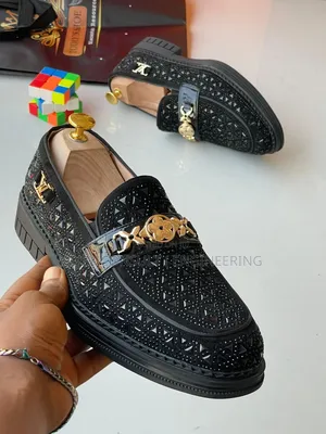 Fancy Flat Shoe Available