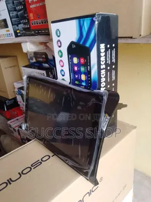 Photo - Toyota Sequioa 2008-2018 Andriod Player + Camera