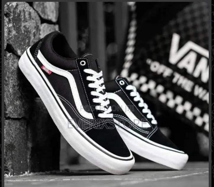 High Grade Sneaker