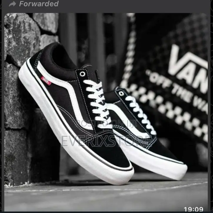 High Grade Sneaker