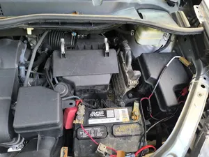 Toyota Sienna SE FWD 8-Passenger 2013 Silver