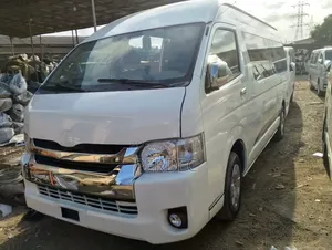 Toyota HiAce 2018 White