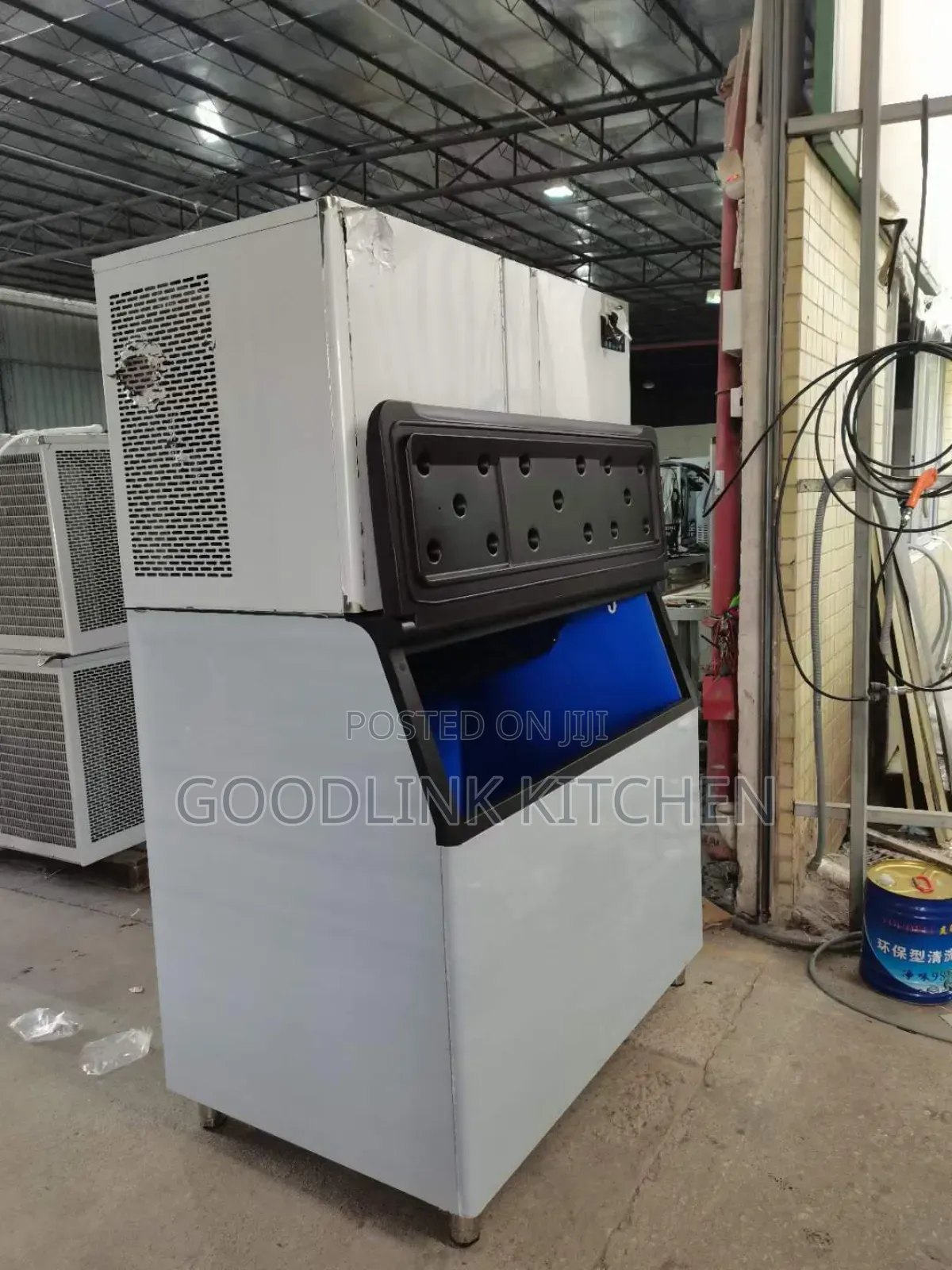 Heavy Duty Ice Cube Maker