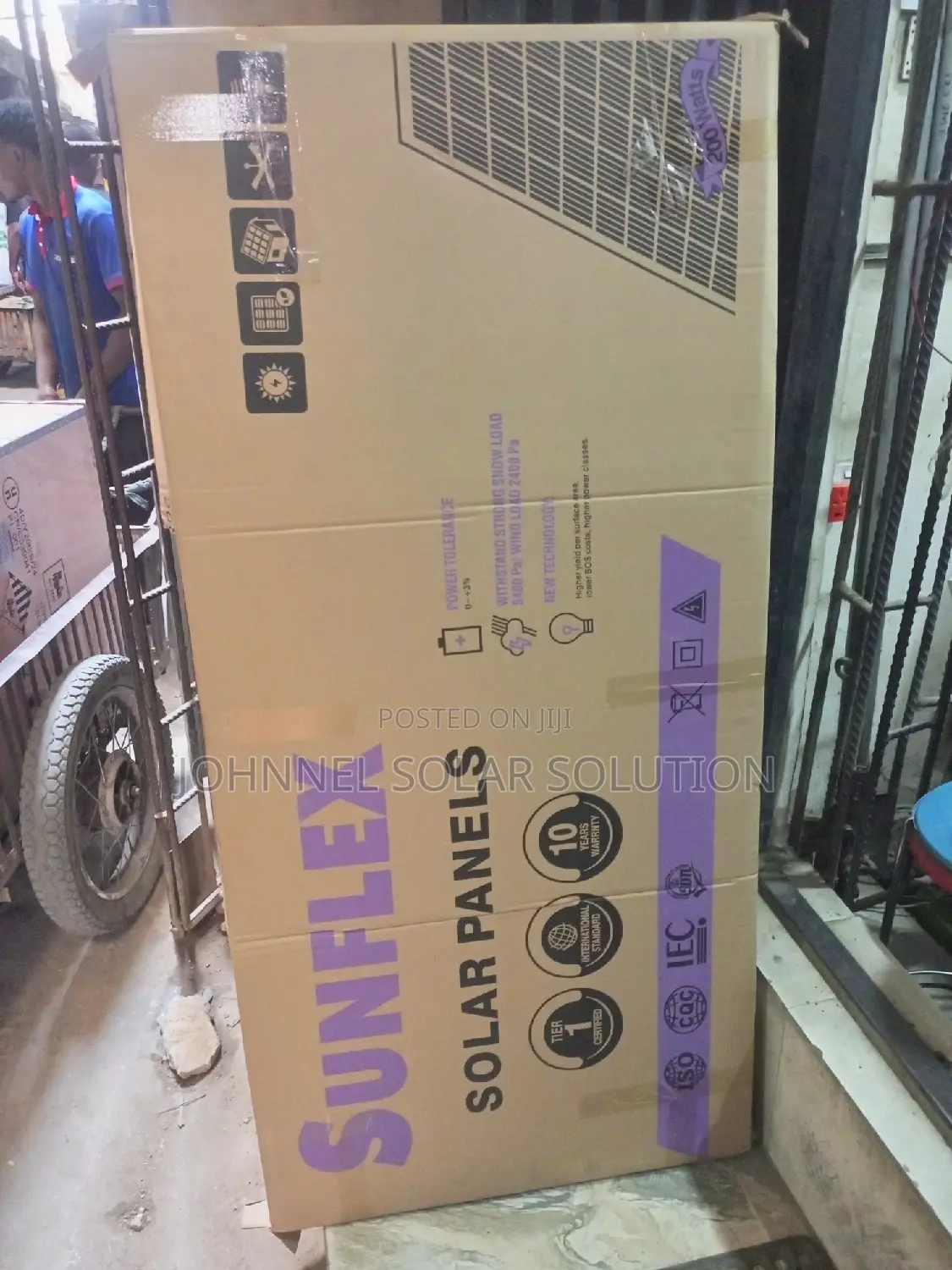 200w 46cell Sunflex Solar Panel