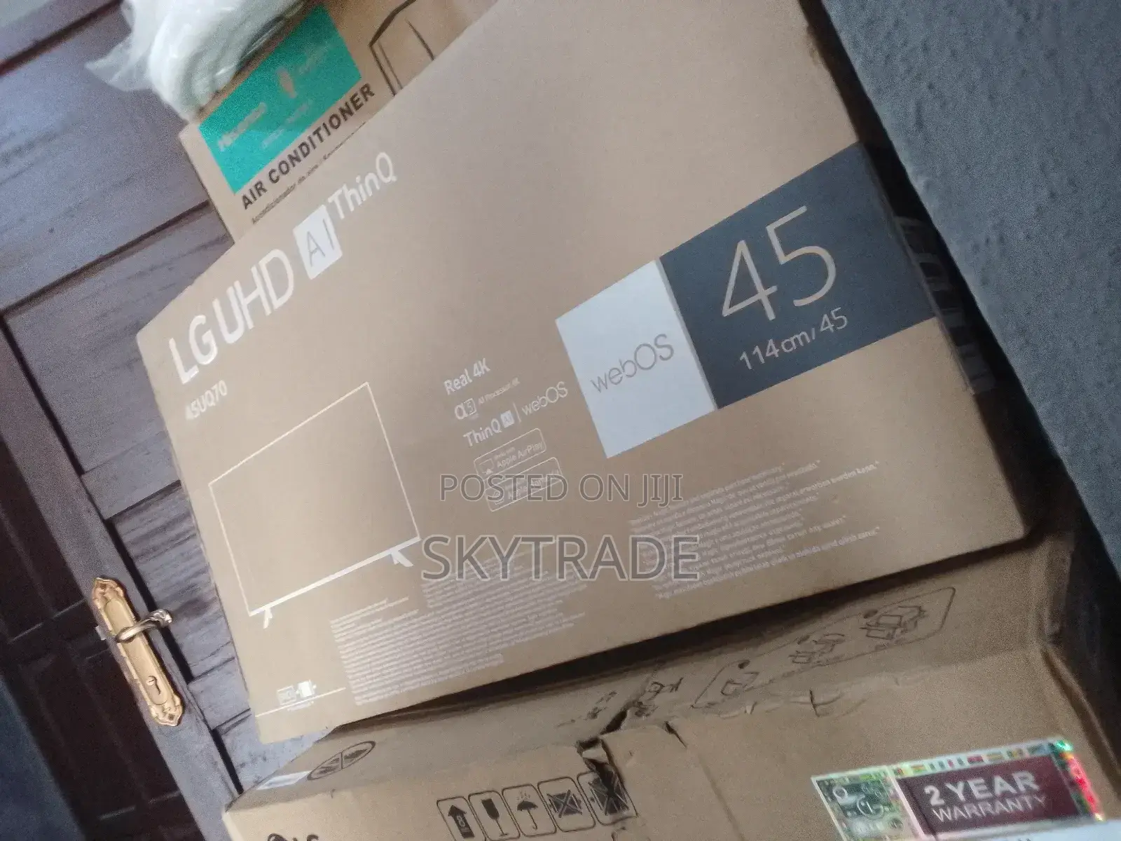 Sharp Smart LG 45" TV ( Youtube/Wifi)