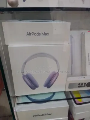 Photo - Over-Ear Headphones With Transparency Mode