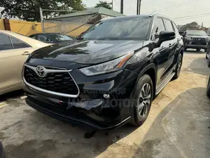 Toyota Highlander 2021 Black