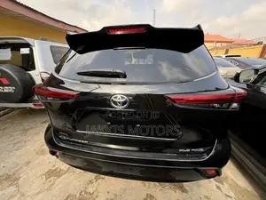Toyota Highlander 2021 Black